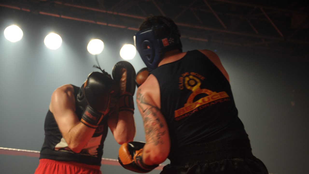 Victoire percutante d'Hubert Poulin lors du Gala de boxe Dooly's