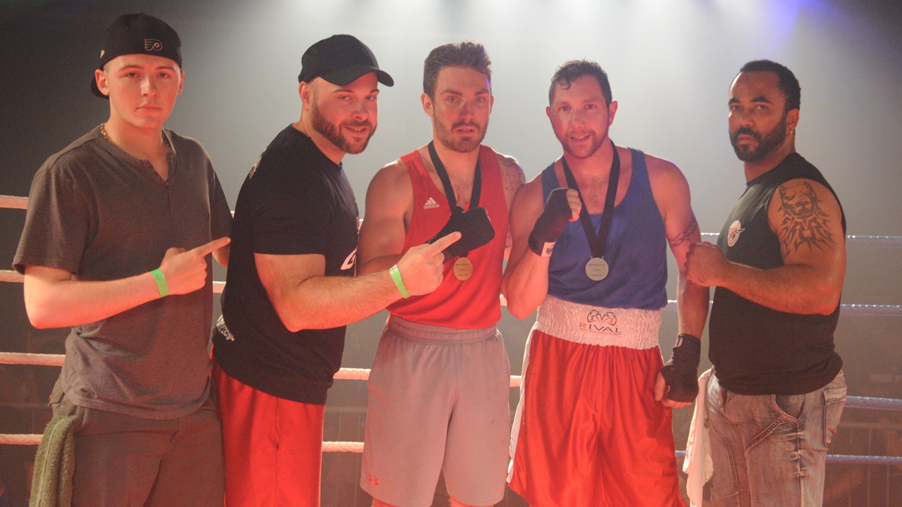 Victoire percutante d'Hubert Poulin lors du Gala de boxe Dooly's