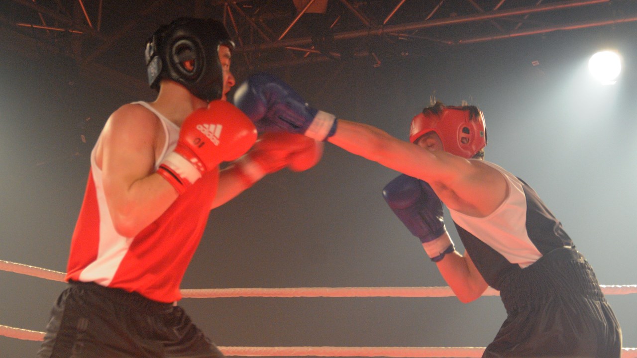 Victoire percutante d'Hubert Poulin lors du Gala de boxe Dooly's