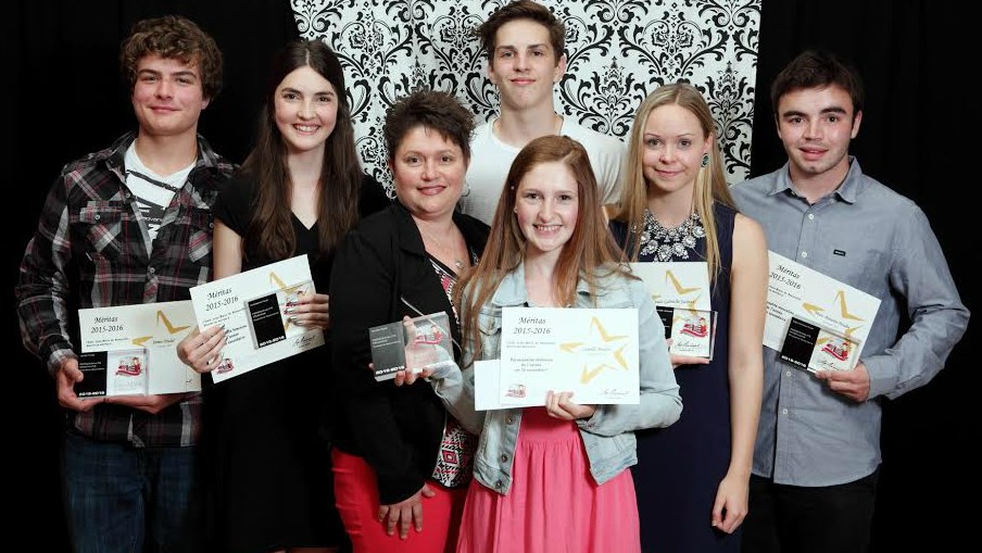 2e cycle : (James Trudel (3e sec.). Andréanne Poulin (4e sec.), Katy Rancourt (Comité de parents), Camille Poulin (3e sec.), Frédérick Cyr (4e sec.), Maude-Gabrielle Jacques (5e sec.) et Marc-Antoine Poulin (5e sec.)