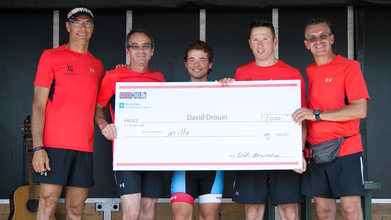 1000 $ a été remis au jeune cycliste de Saint-Prosper à l'avenir prometteur, David Drouin