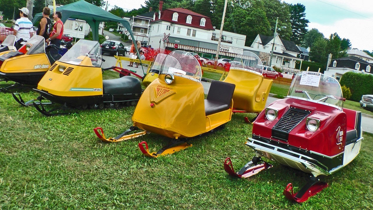 Exposition d'autos sport et antiques le 16 juillet à Saint-Joseph