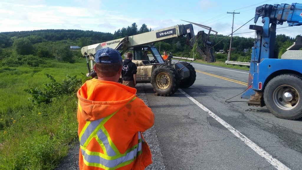 EN BREF | Sortie de route d’un camion sur la 173 à Saint-Joseph