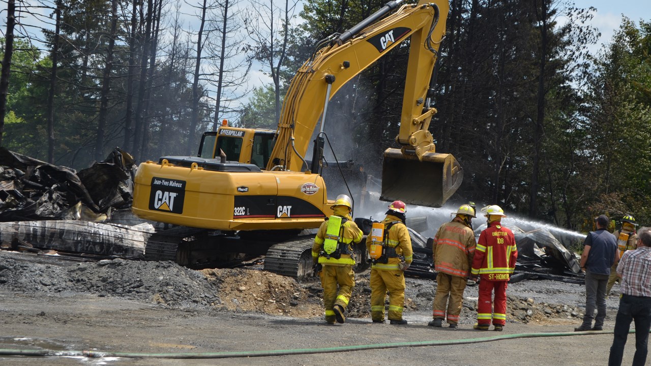 Un incendie détruit un garage à Saint-Martin