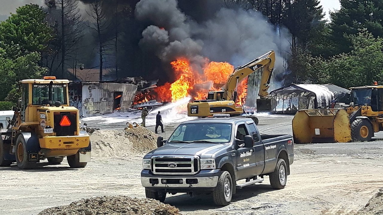 Un incendie détruit un garage à Saint-Martin