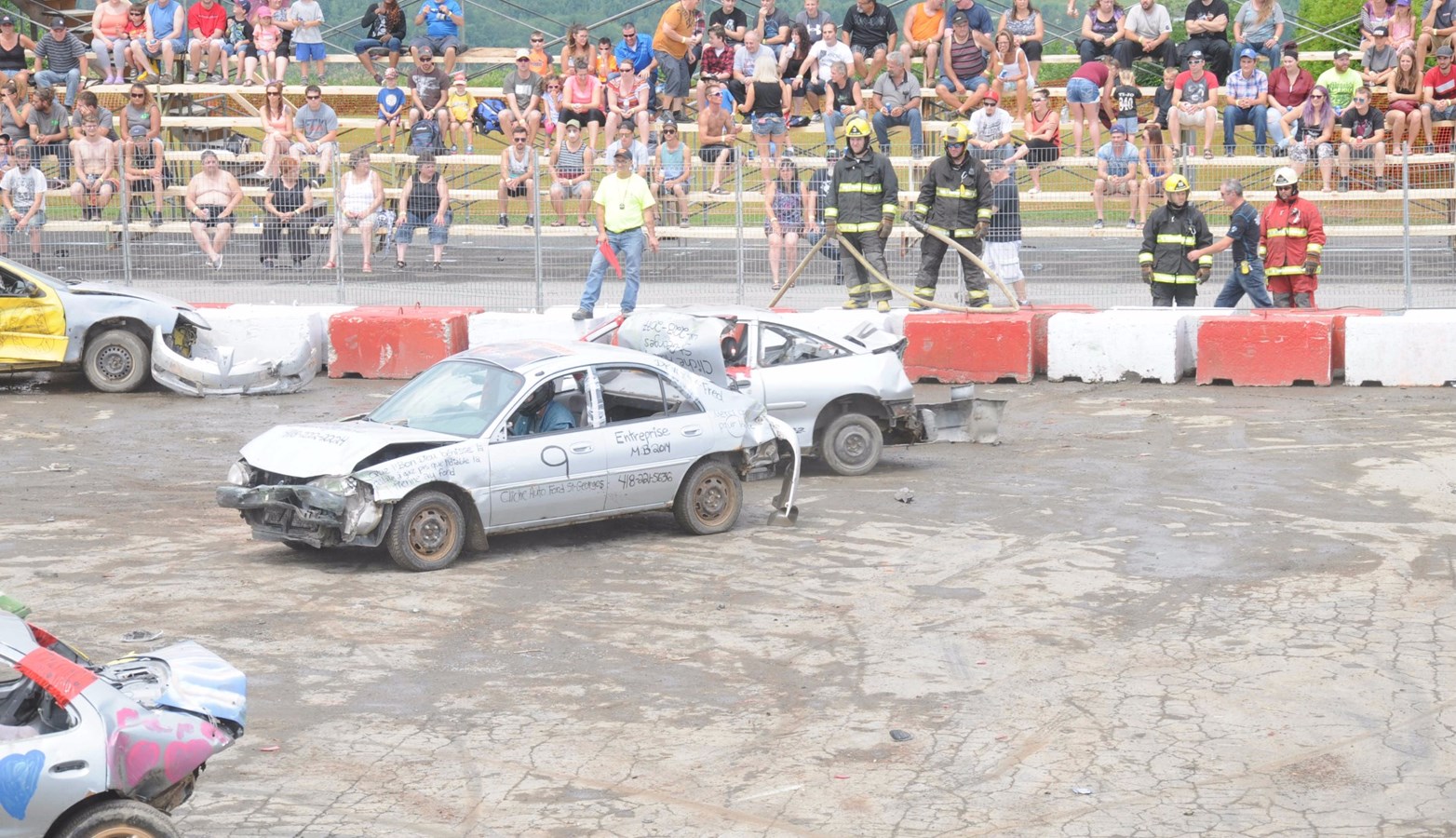 La 41e édition du derby de démolition de Saint-Victor est fracassante