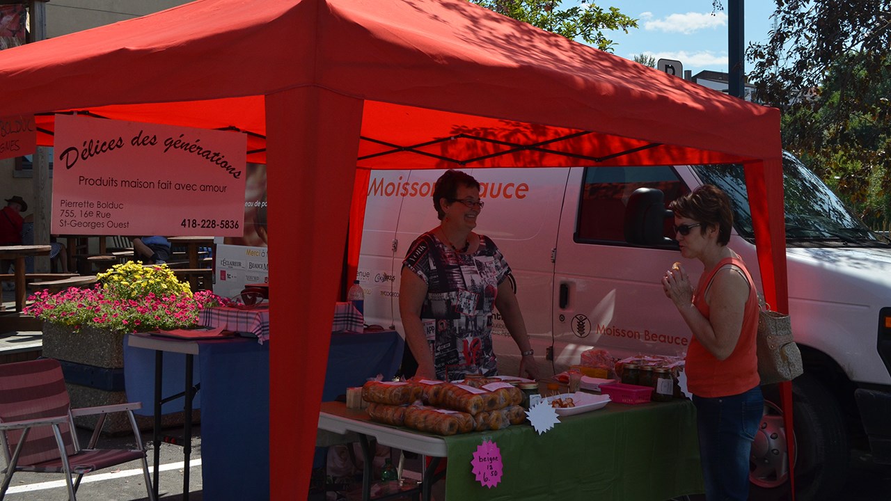 Un roulement continu de visiteurs à l'activité Couleurs et saveurs