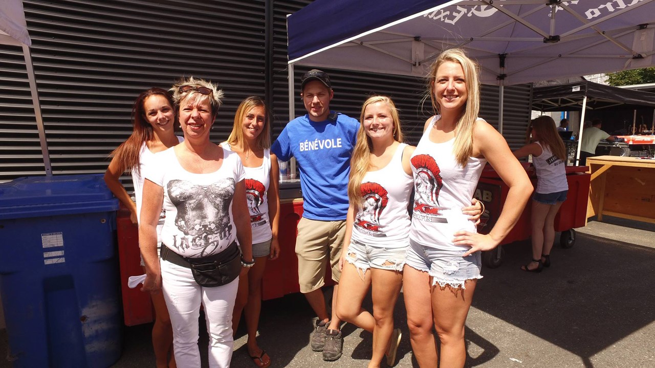 Normand DeLessard présente le Jarrets noirs bike show