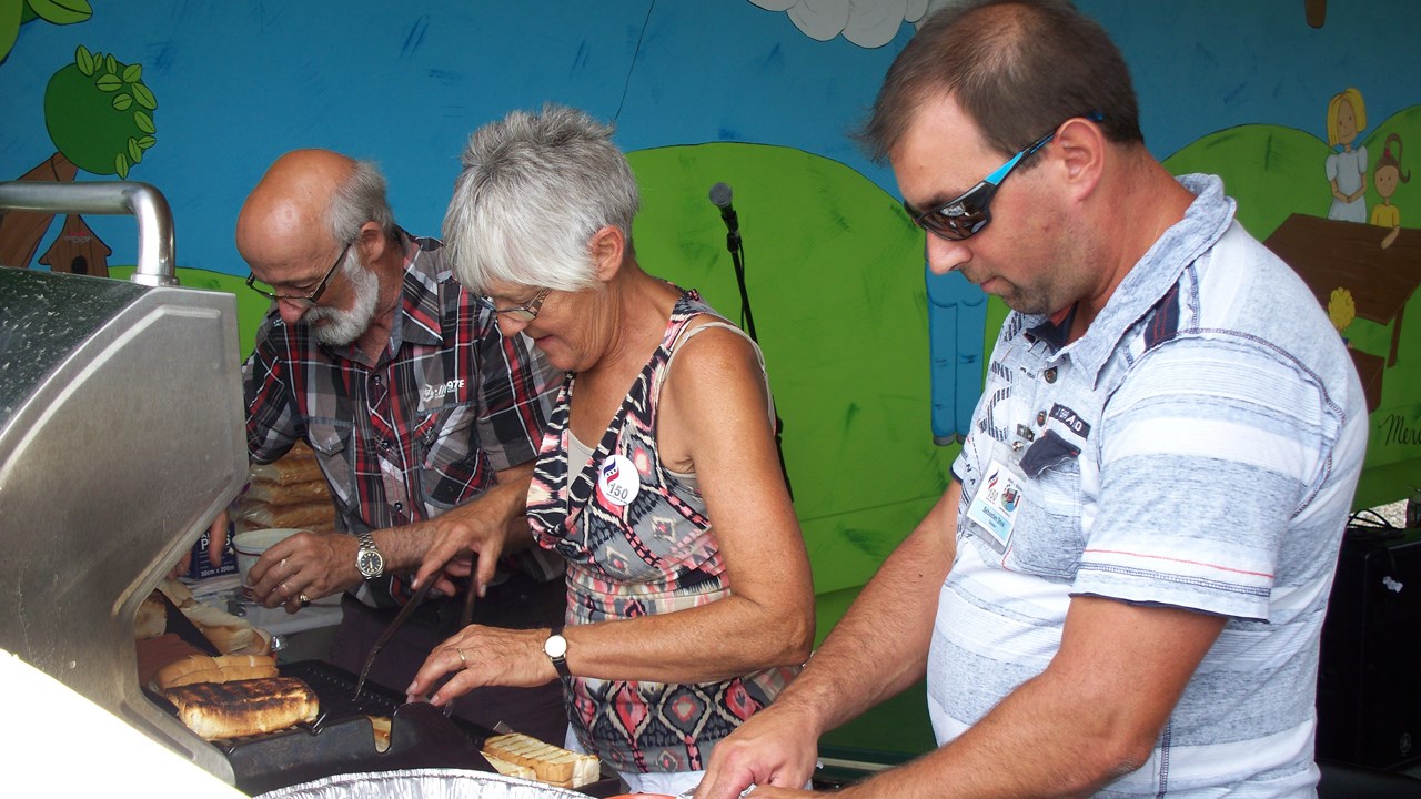 Un succès pour le pique-nique familial du 150e anniversaire de Saint-Éphrem