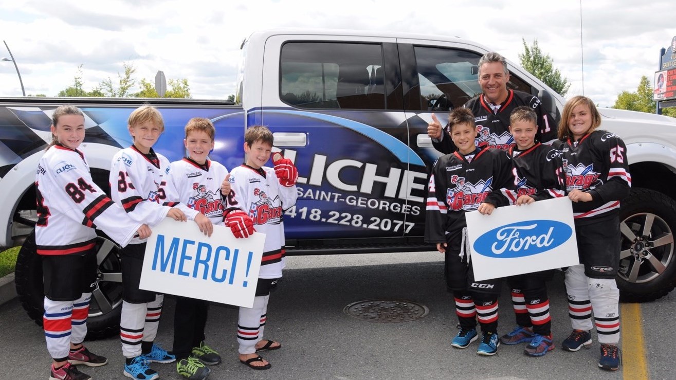 Cliche Auto Ford remettra de nouveau 6000 $ au hockey mineur de Saint-Georges