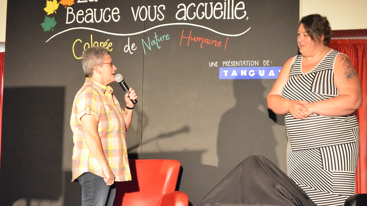 La présidente de l'ARLPH, Marie-Claude Hardy en compagnie de la présidente l'AQLPH, Manon Blackburn.