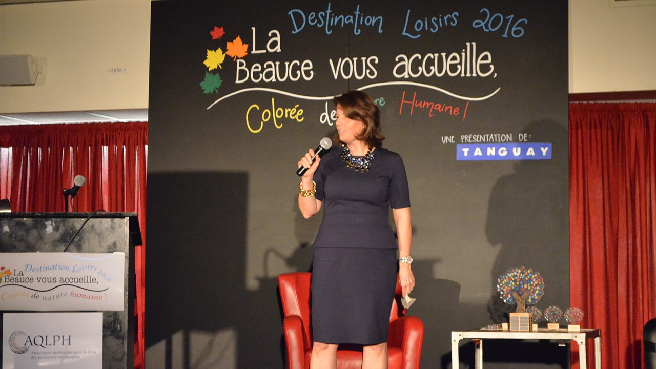 La présidente d'honneur, Catherine Larochelle.