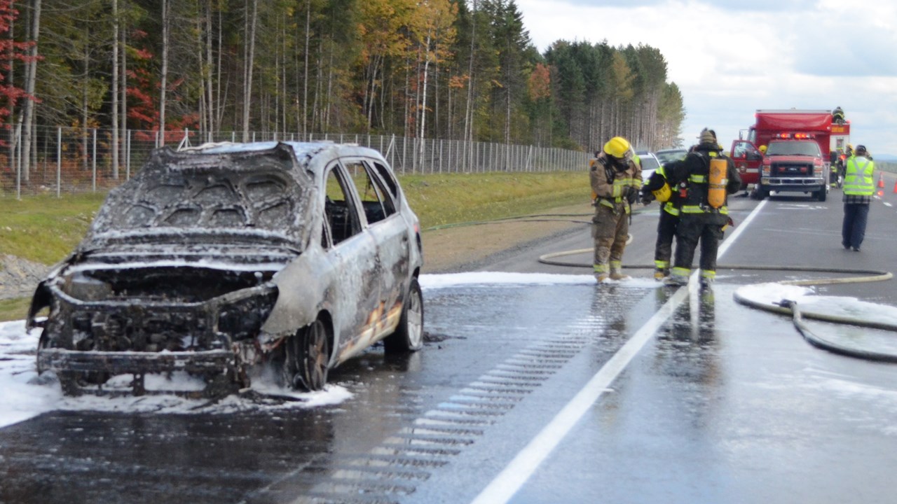 Incendie de véhicule sur la nouvelle portion de l'autoroute 73