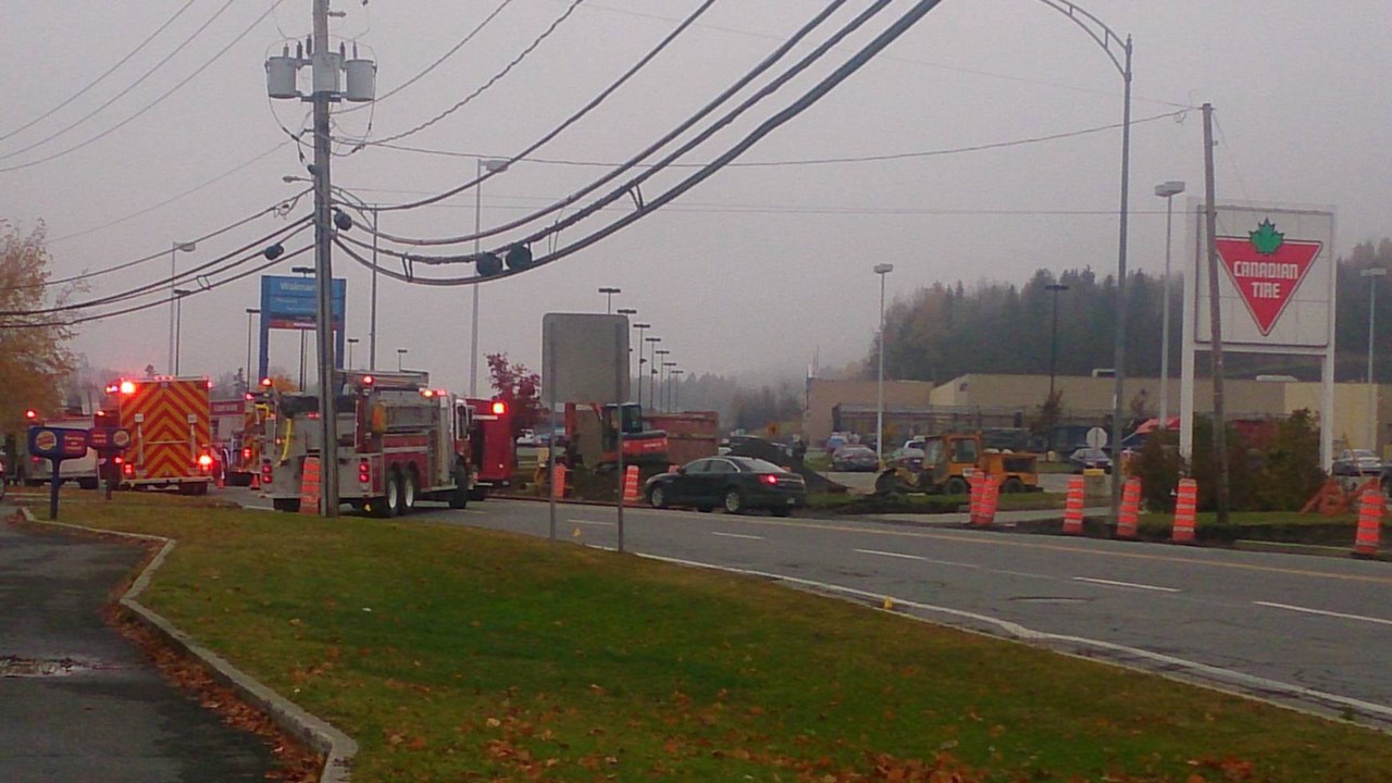 Une importante fuite de gaz force la fermeture d’une section de la route 204 à Saint-Georges