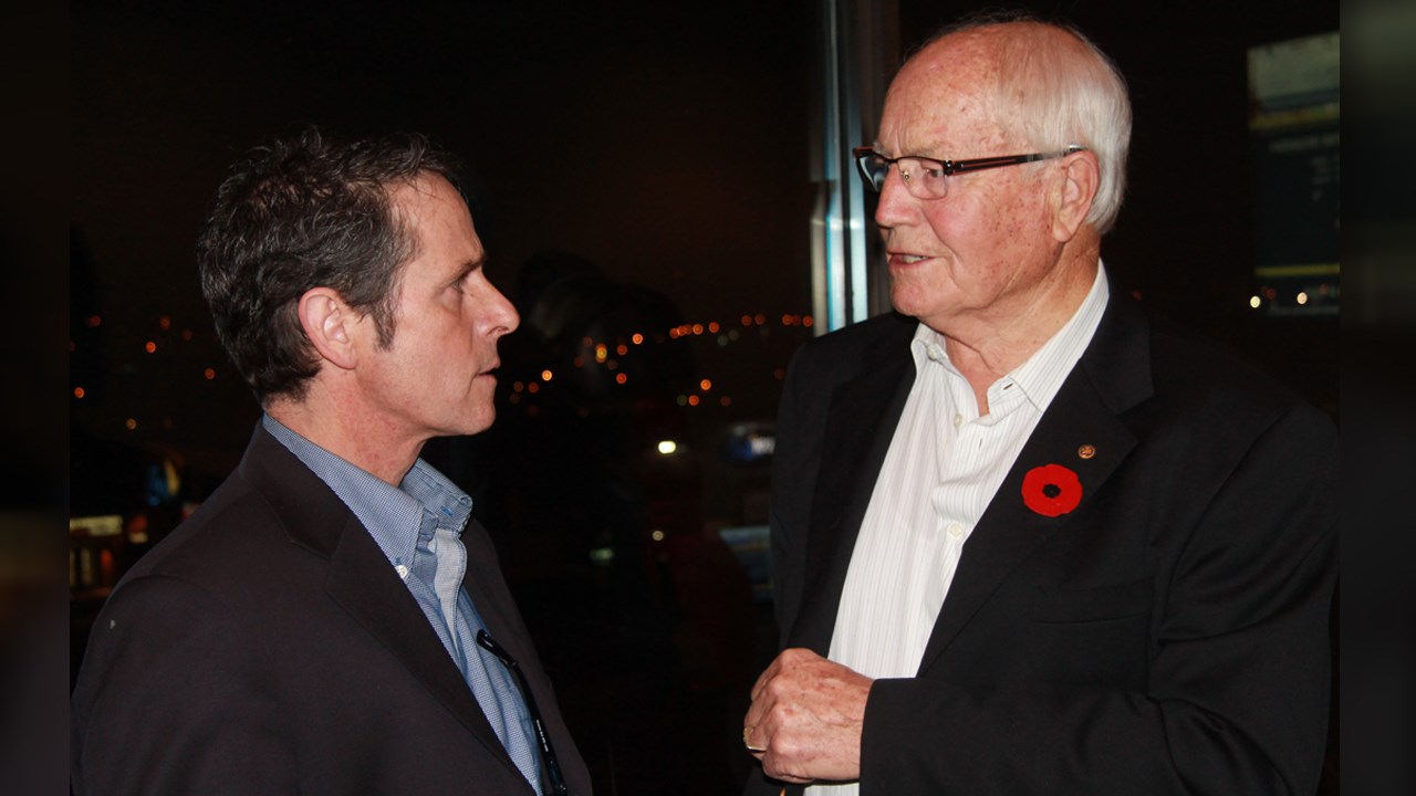Ici en compagnie de Serge Comeau, directeur régional des services communautaires de Portage, Hervé Pomerleau s'implique depuis près de 20 ans pour une cause qui lui tient à coeur.