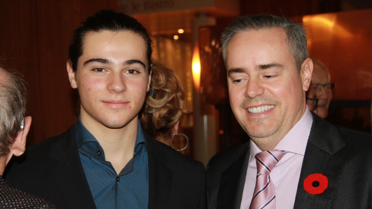 Presque tout le clan Pomerleau était présent, on voit ici, à gauche, Julien, 17 ans, fils de Francis Pomerleau.