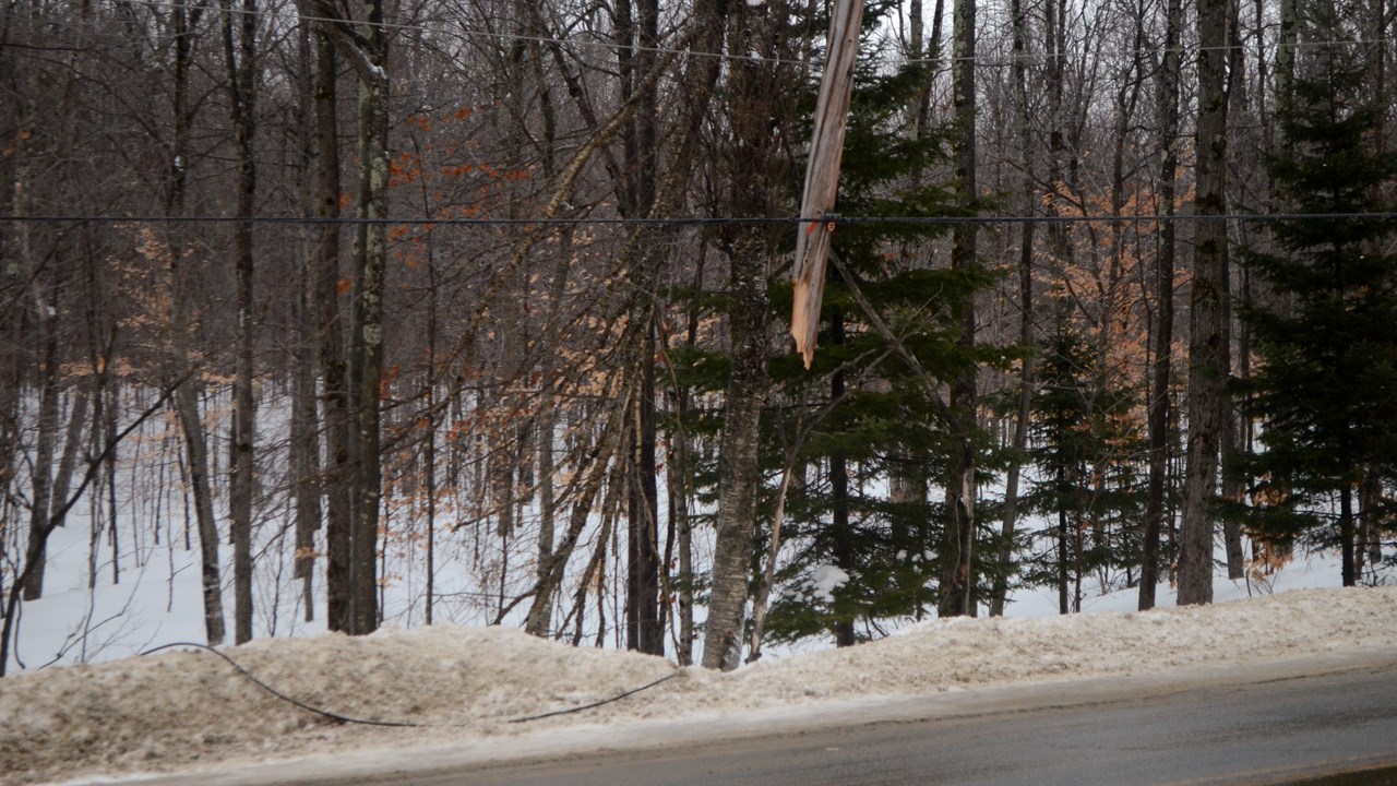 Une femme blessée lors d'une sortie de route à Vallée-Jonction