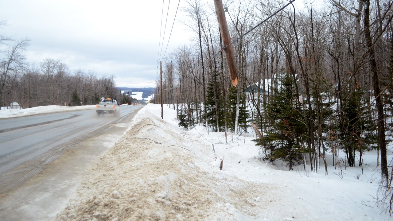 Une femme blessée lors d'une sortie de route à Vallée-Jonction
