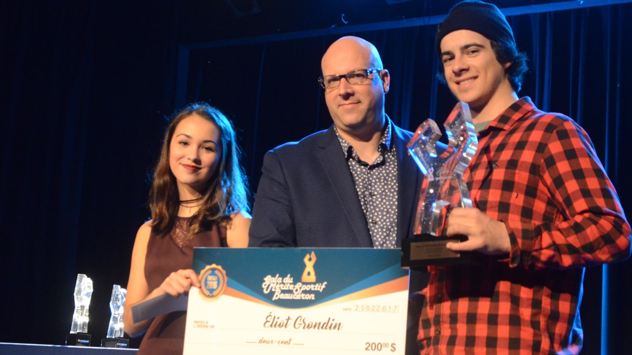 Anthony Auclair élu athlète de l'année, Vanessa Drouin et Éliot Grondin respectivement deuxième et troisième