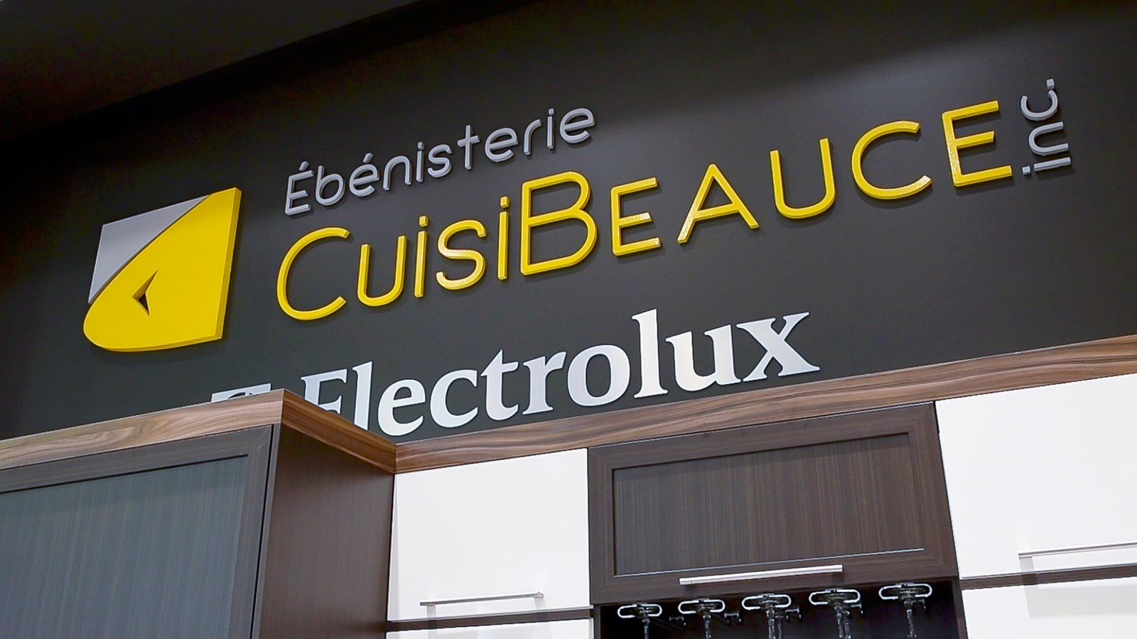 Inauguration d’un nouveau point de vente d’Ébénisterie CuisiBeauce à Saint-Georges