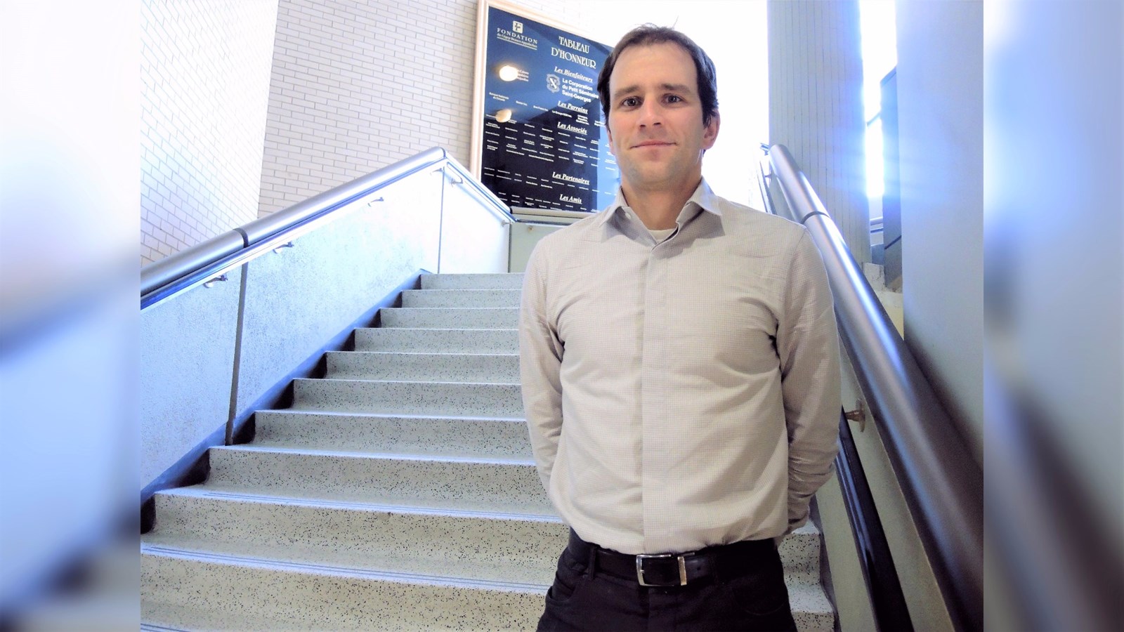 James Veilleux, originaire de Notre-Dame-des-Pins, est parmi les 32 finalistes à l'Agence spatiale canadienne pour obtenir un poste d'astronaute.