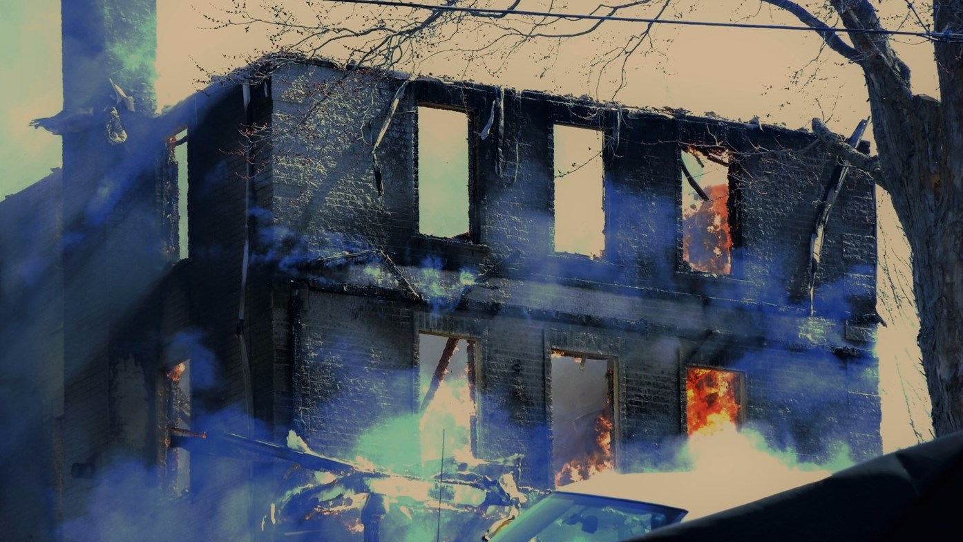 Un incendie s'est déclaré aux alentours de 10 h 40 le 15 avril 2017 près de l'intersection de la 9e Avenue et de la 129e Rue à Beauceville.