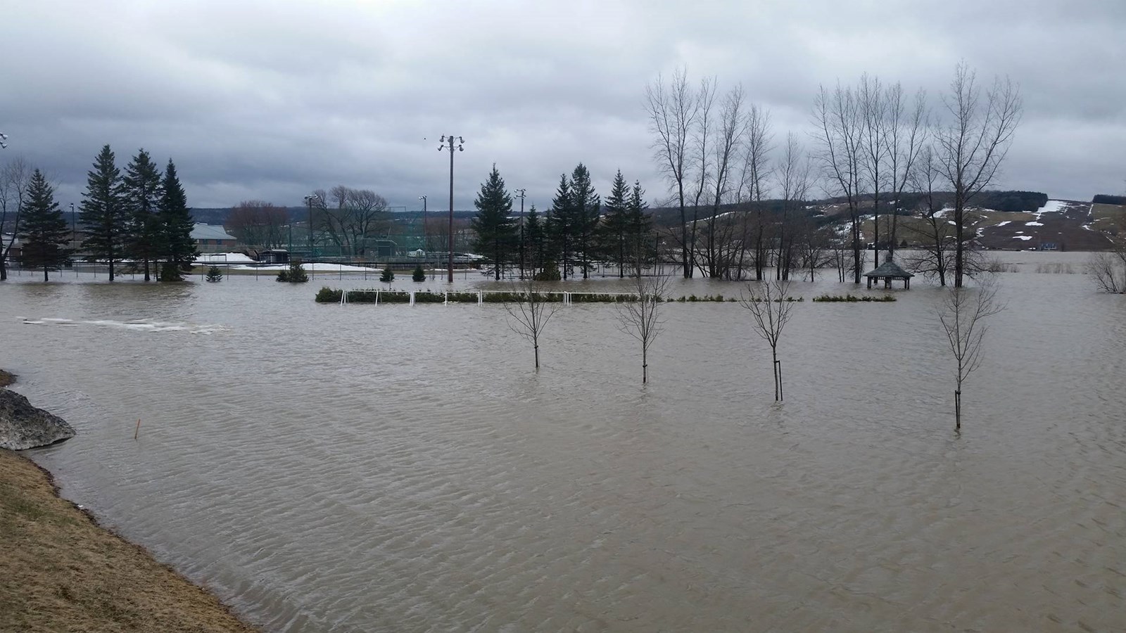 État des lieux de l'inondation moyenne à Saint-Joseph