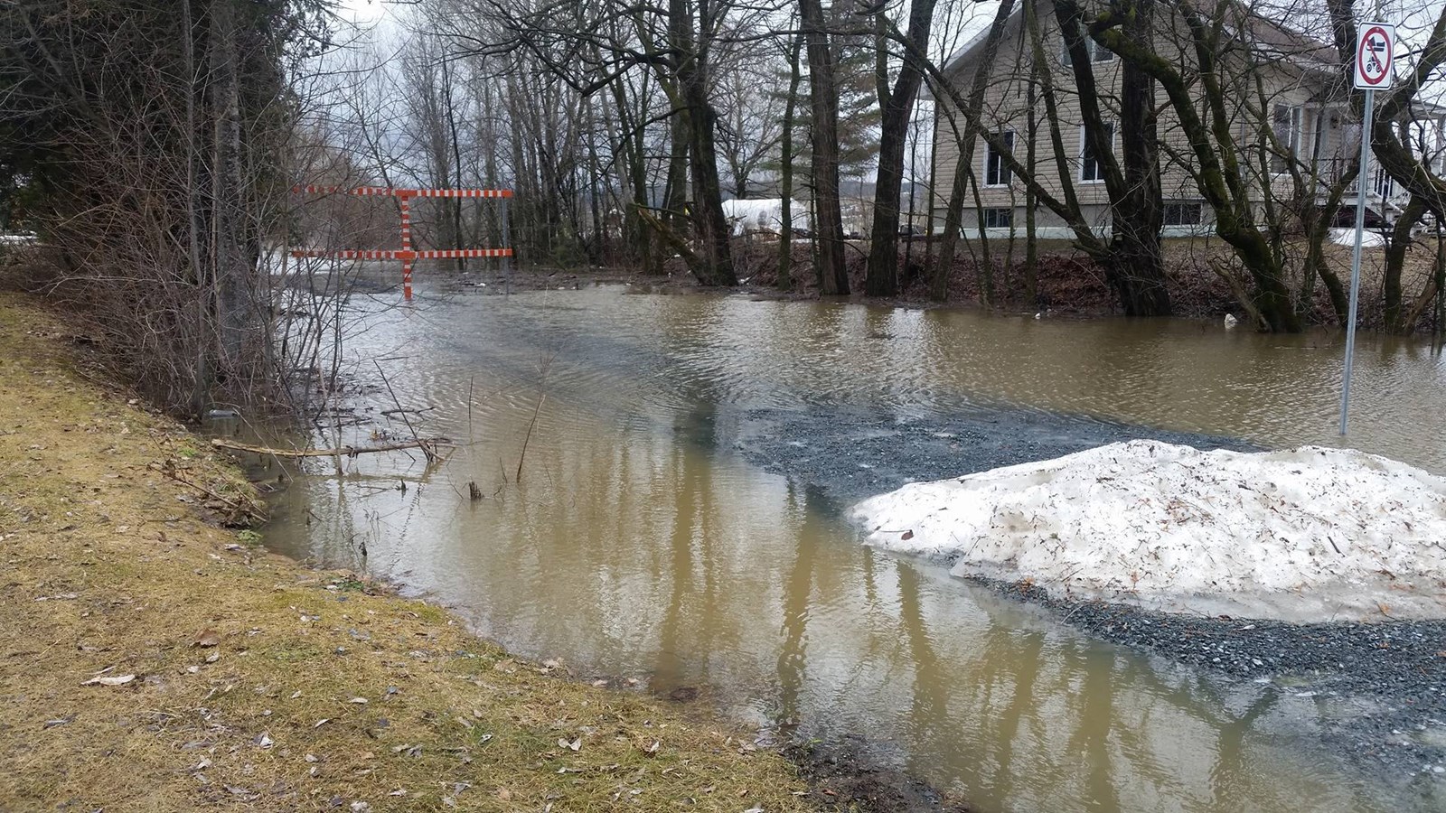État des lieux de l'inondation moyenne à Saint-Joseph