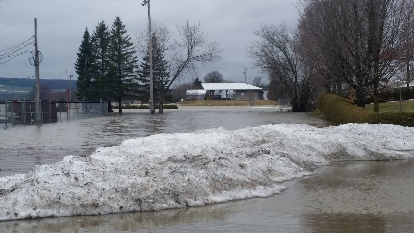 État des lieux de l'inondation moyenne à Saint-Joseph