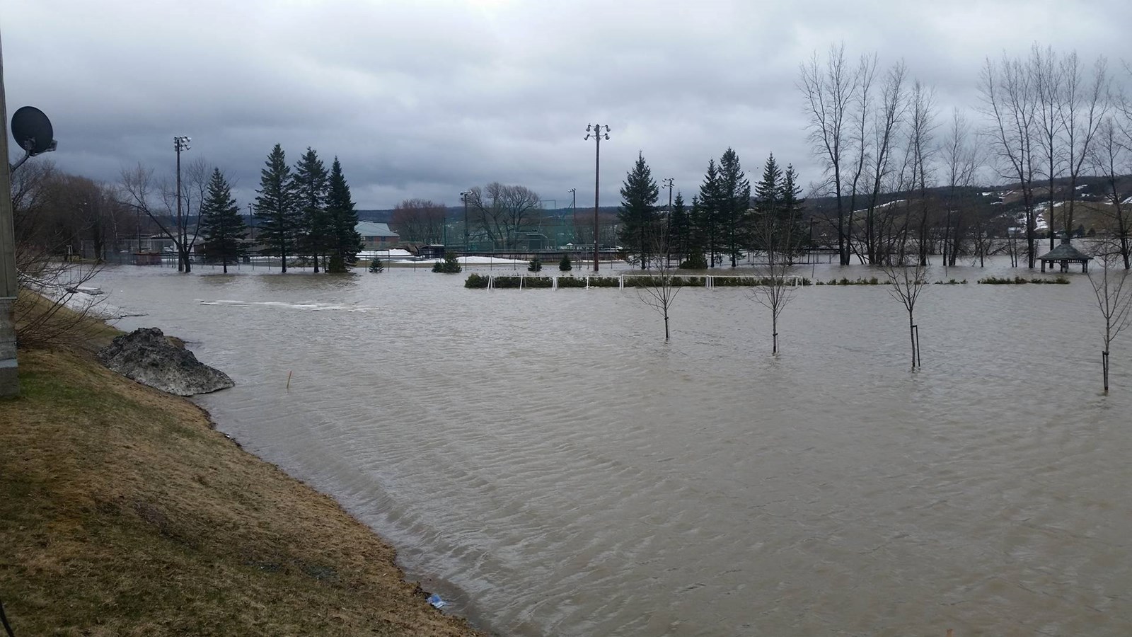 État des lieux de l'inondation moyenne à Saint-Joseph