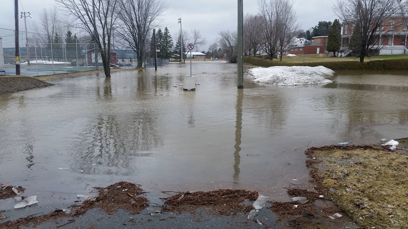 État des lieux de l'inondation moyenne à Saint-Joseph