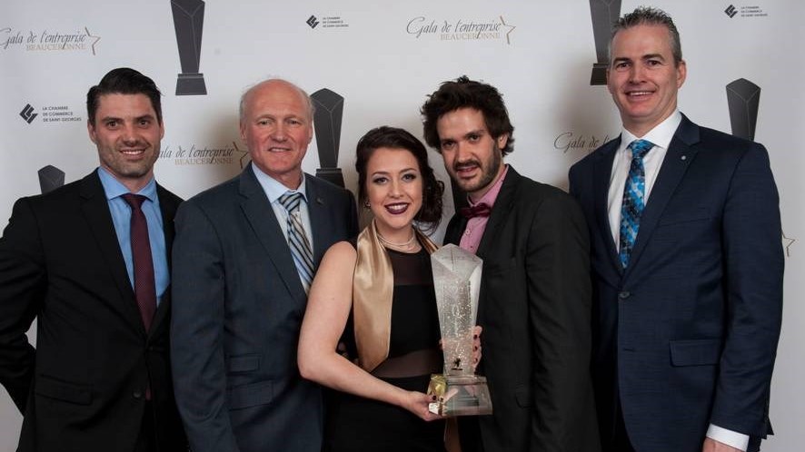 Alexandra Poulin, fondatrice de La Maisonnette Café-Boutique à Saint-Georges, est récipiendaire du Jarret d'Or de la 29e édition du Gala de l'entreprise beauceronne.