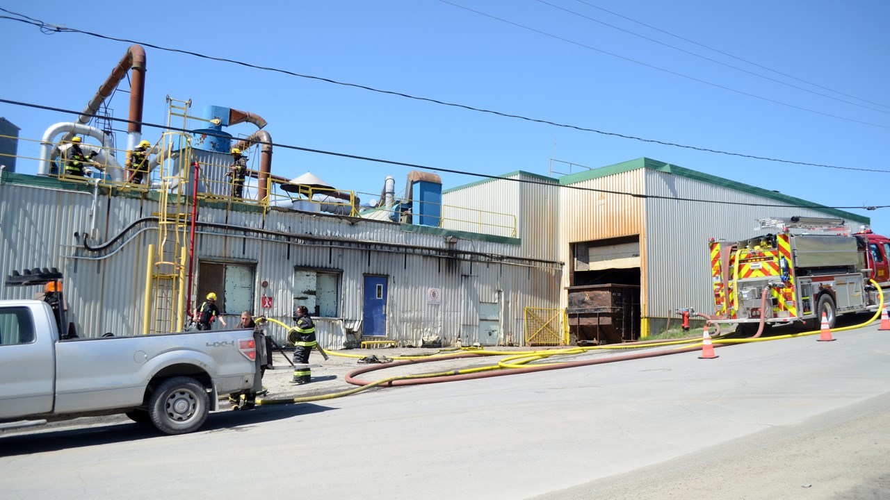 Incendie à l'usine de Royal Mat à Beauceville 