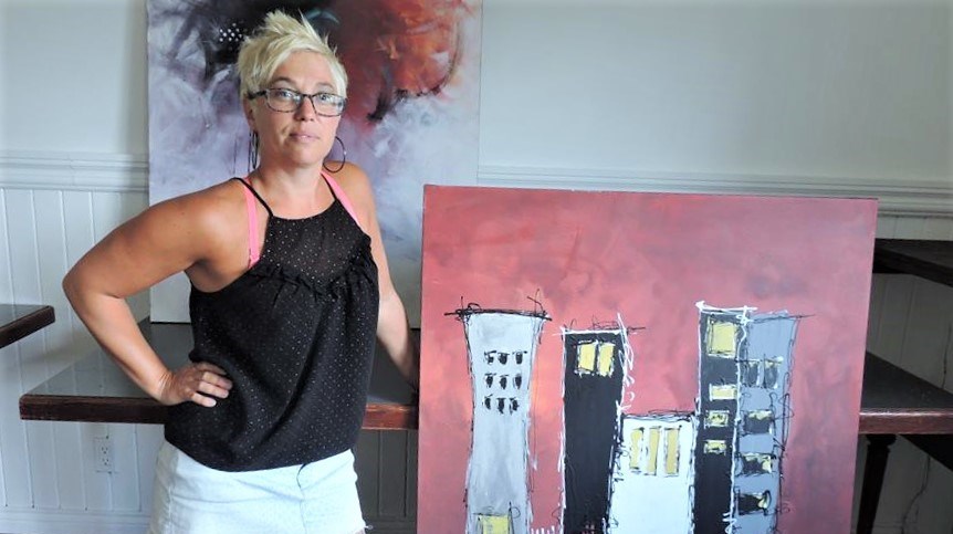 L'artiste peintre Annie Rodrigue.