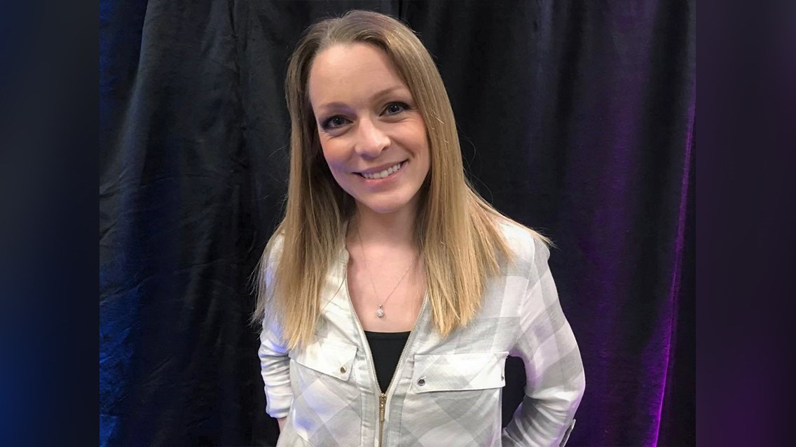 L'auteure-compositrice-interprète Annie Villeneuve présentera son spectacle « 5 » à la salle Alphonse-Desjardins du Cégep Beauce-Appalaches le 12 janvier 2018.