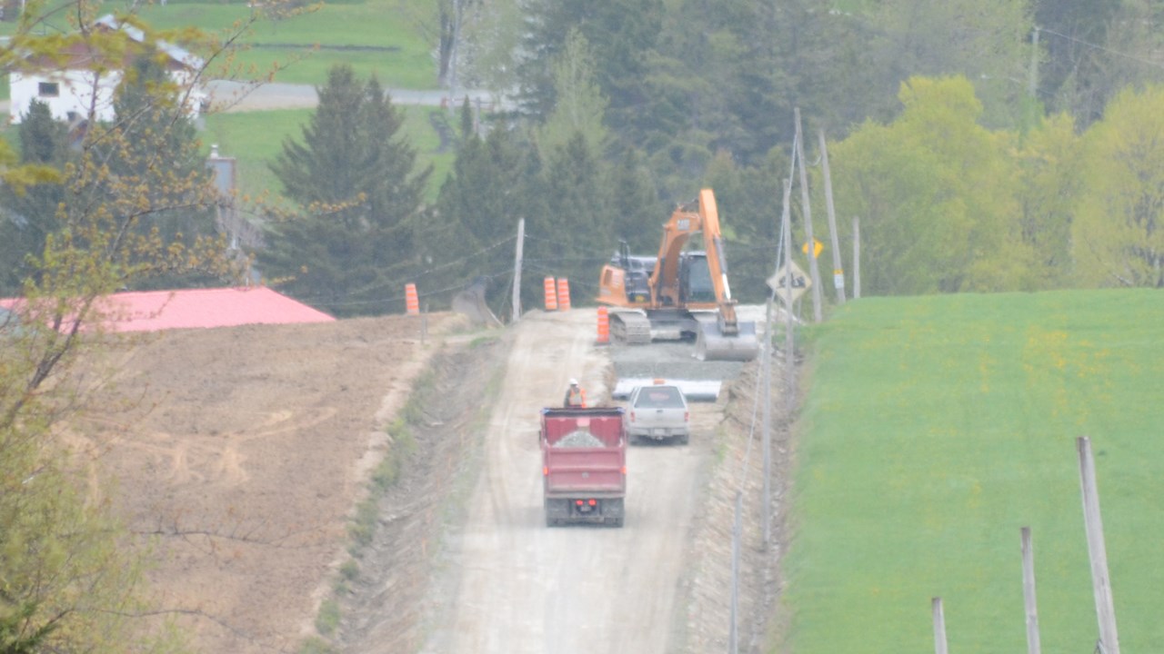 Une subvention de 313 000 $ pour la réfection de deux routes à Sainte-Clotilde