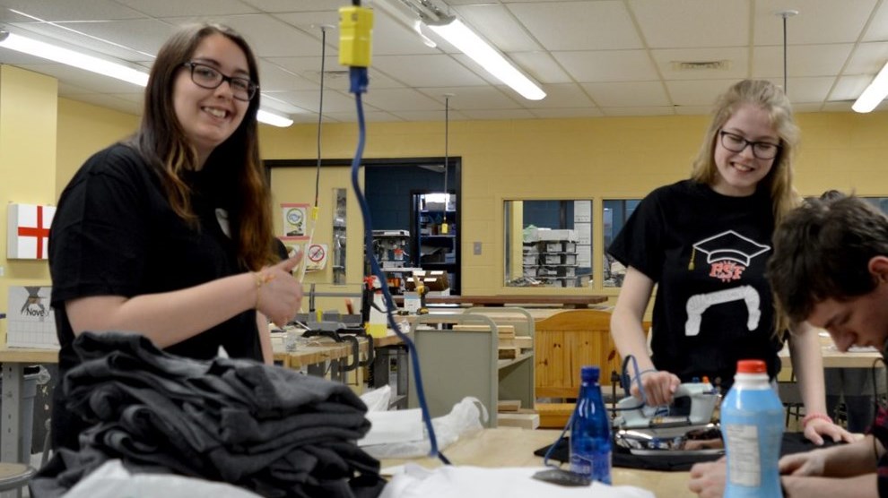Des élèves de la PSF se démarquent au Gala Jeunes d’Affaires à Montréal