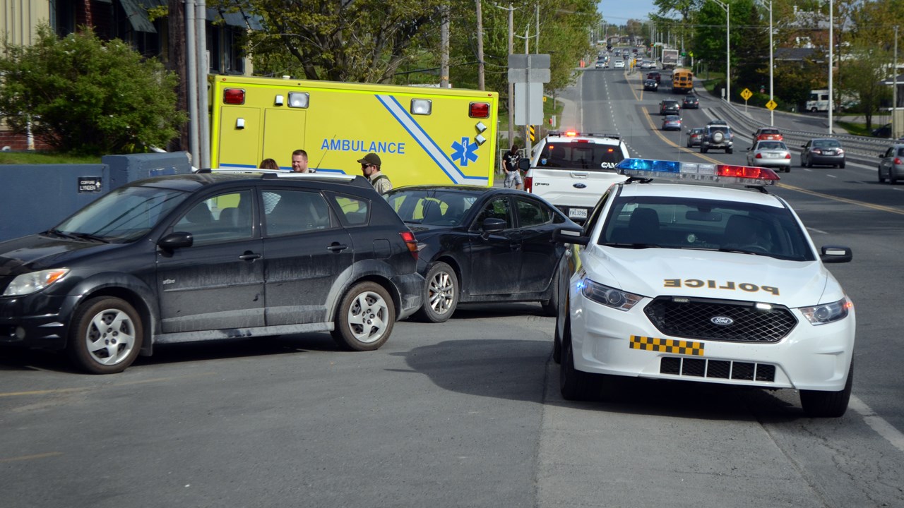 Collision entre trois véhicules sur le boulevard Lacroix à Saint-Georges