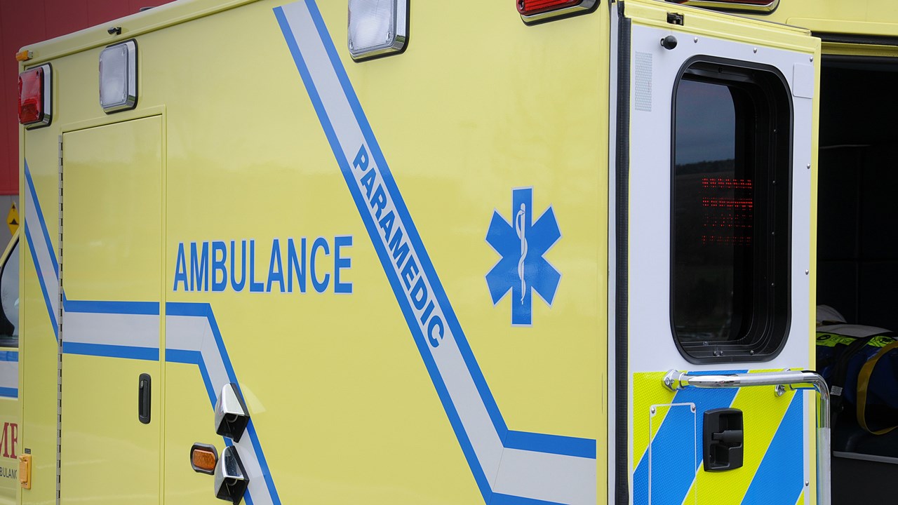 Un homme se blesse dans un accident de motocross  