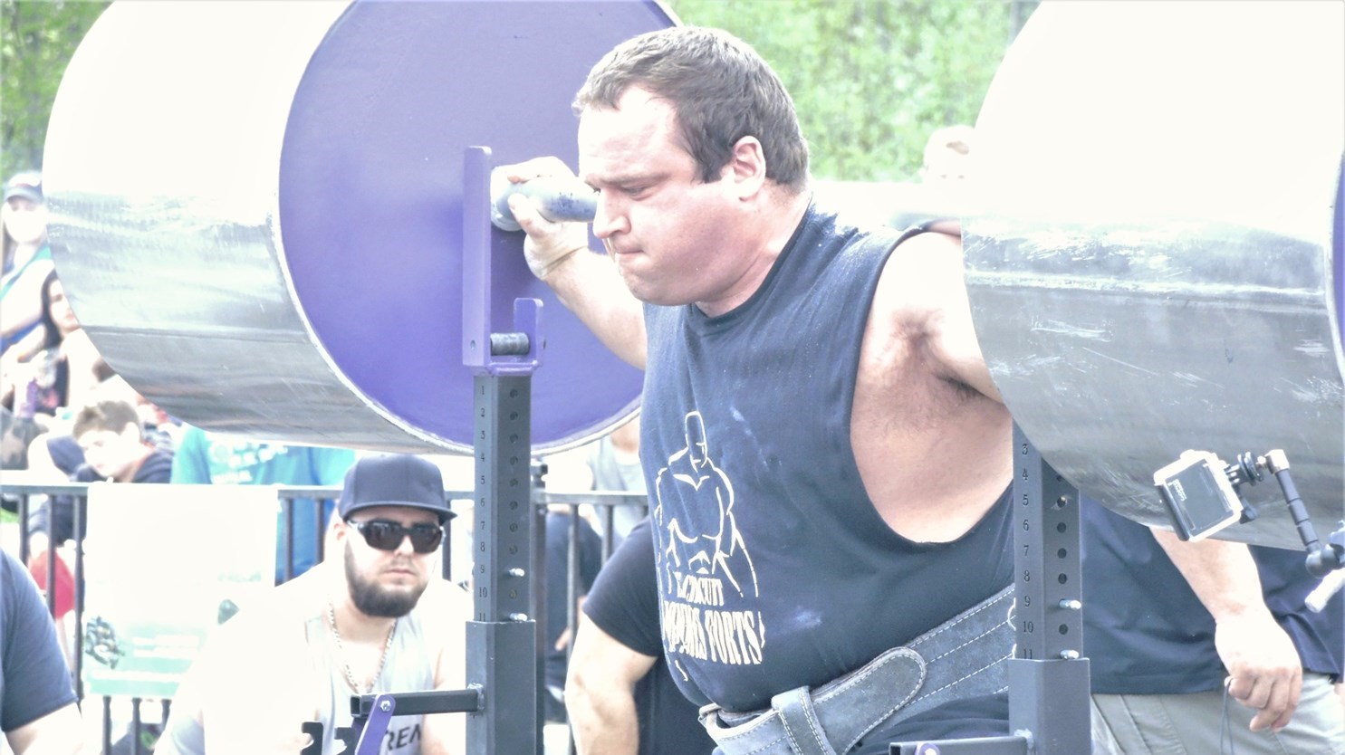 Le Championnat provincial des hommes forts du Québec attire les foules à Saint-Odilon