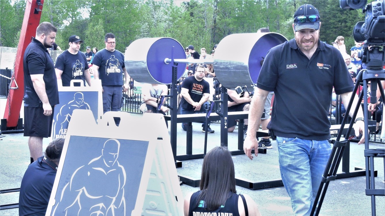 Le Championnat provincial des hommes forts du Québec attire les foules à Saint-Odilon