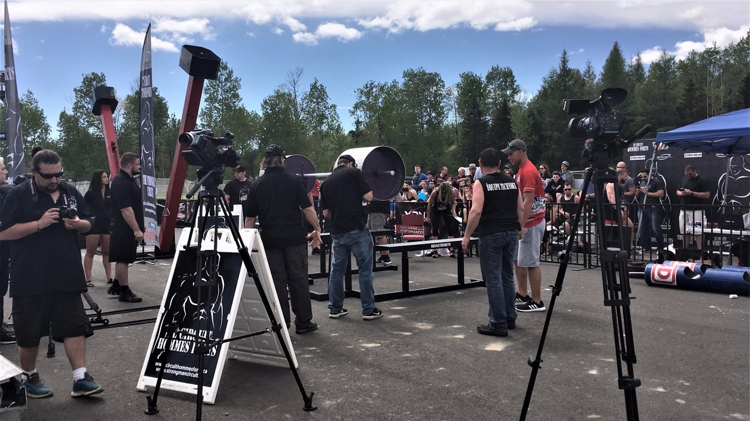Le Championnat provincial des hommes forts du Québec attire les foules à Saint-Odilon