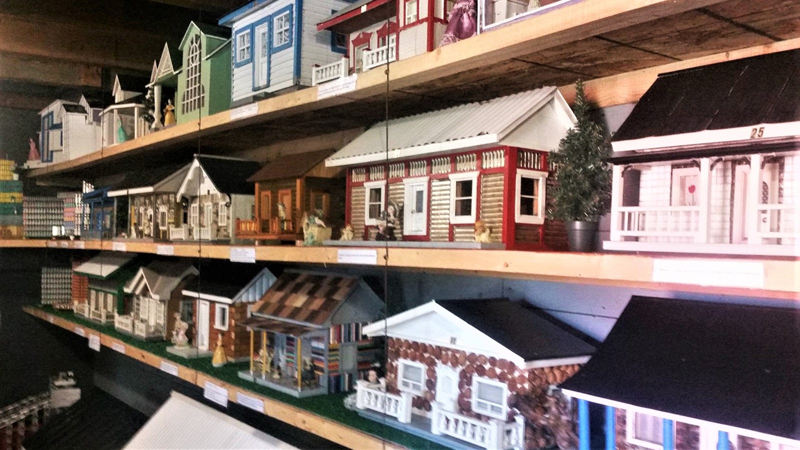 Le Village miniature Baillargeon à Notre-Dame-des-Pins.