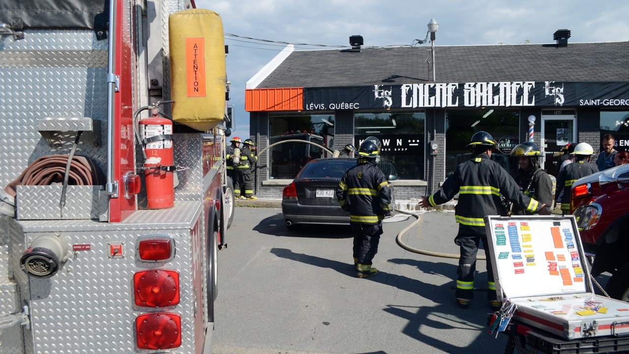 Intervention des pompiers chez Encre sacrée à Saint-Georges