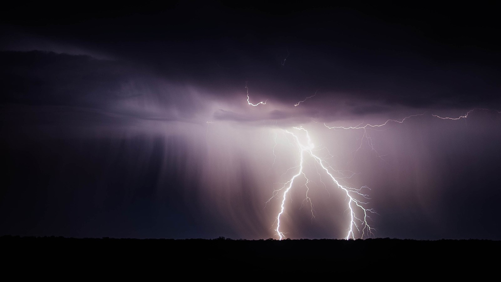 Environnement Canada émet une alerte d'orages violents pour la Beauce
