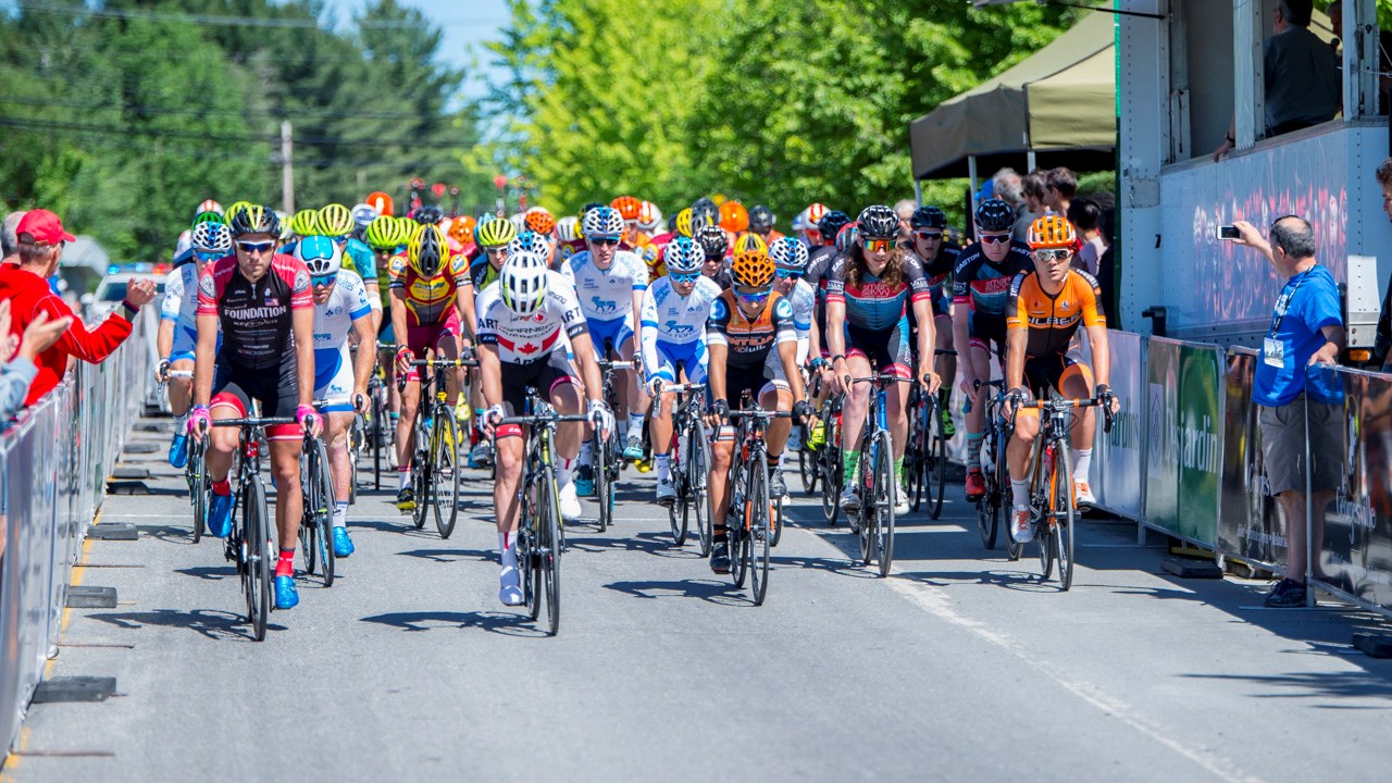 TOUR DE BEAUCE 2017 | Les cyclistes ont pris le départ vers 10h pour la 1ère étape