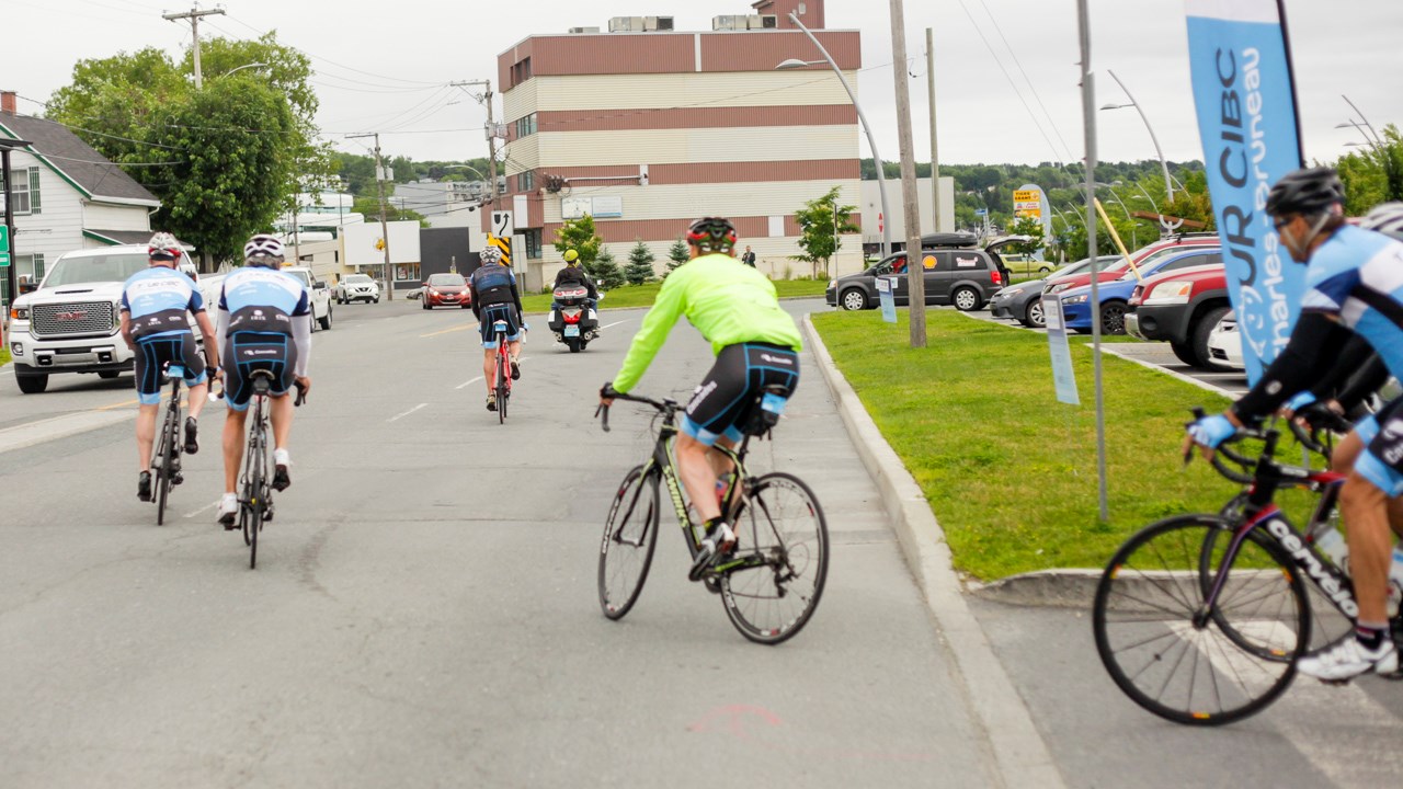 Quatre jours de vélo et 600 km pédalés pour les enfants atteints de cancer