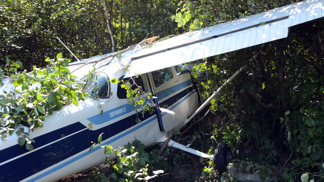 Un avion Cessna s'écrase dans un champ de Sainte-Marie