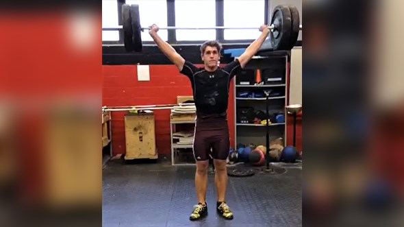 Jacob Gosselin, originaire de Saint-Martin, compétitionne dans la catégorie des 94 kilos pour le Club d'haltérophilie Les Dragons de Saint-Georges.