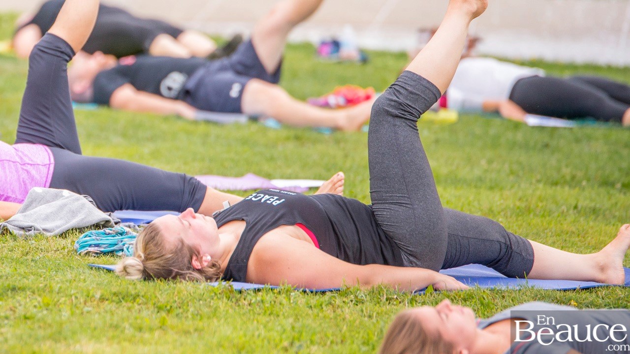 Près de 25 personnes présentes au Méga Yoga pour la petite Katou à Beauceville